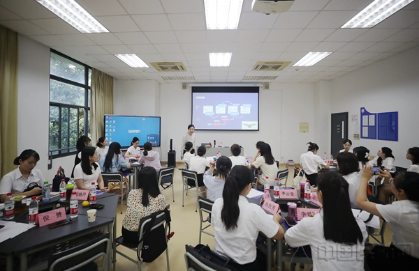 职业院校空中乘务专业骨干教师“双师型”能力提升培训班在上海民航职院开班(图1)